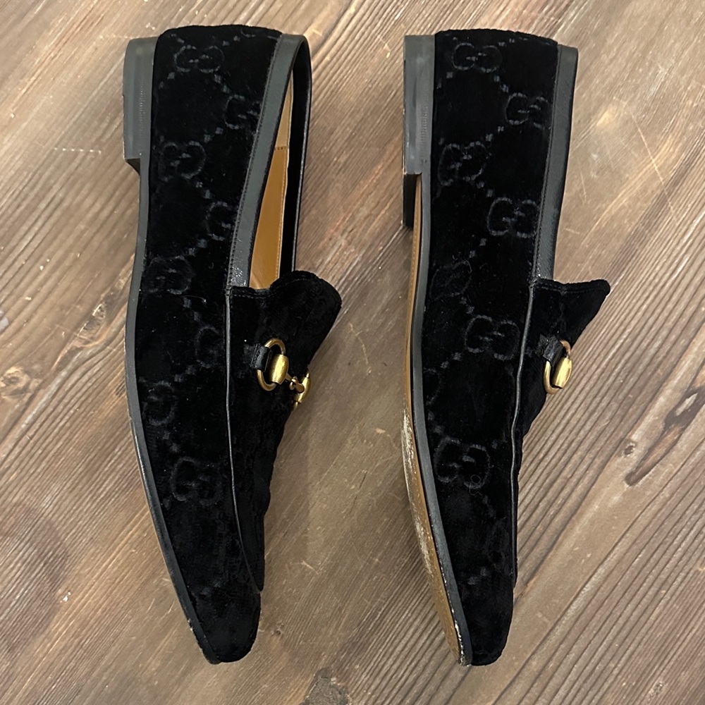 Gucci Black Loafers with Gold Horsebit - Picture 4 of 9